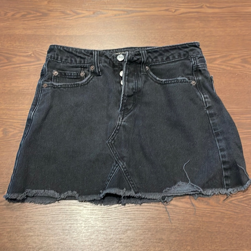Black denim skirt - size 0 - American eagle